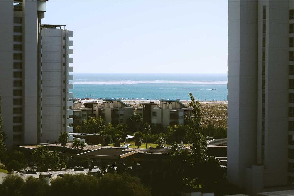 The Ritz-Carlton Residences - Main View