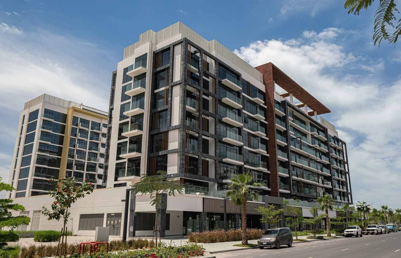 Riviera 13 - Main View